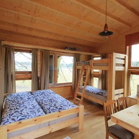 Luxury tent Baumhaushotel Uckermark - Waldgefluster *